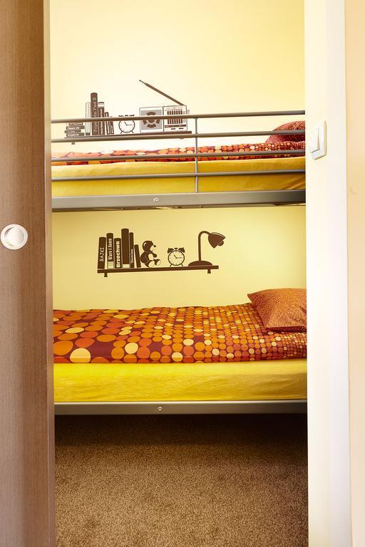ורשה Lovely Funky Flat Near Royal Park מראה חיצוני תמונה