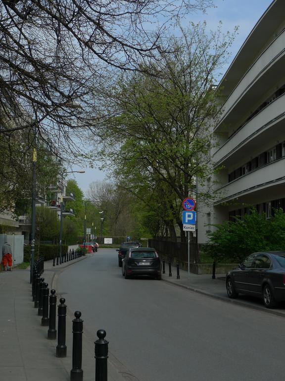 ורשה Lovely Funky Flat Near Royal Park מראה חיצוני תמונה